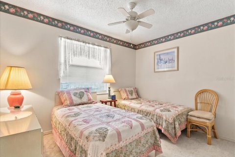 Condo in Bradenton, Florida, 2 bedrooms  № 2376882 - photo 14