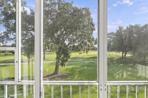 Condo in Bradenton, Florida, 2 bedrooms  № 2376882 - photo 22