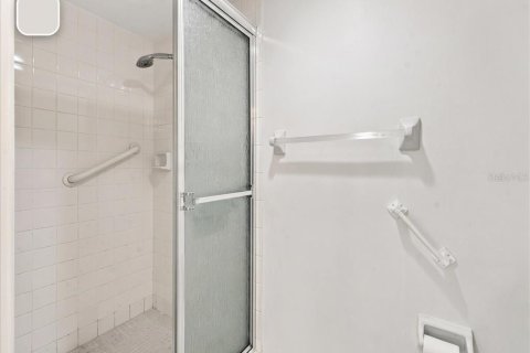 Condo in Bradenton, Florida, 2 bedrooms  № 2376882 - photo 20