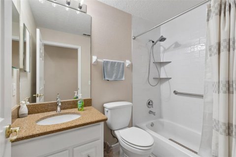 Villa ou maison à vendre à Land O' Lakes, Floride: 2 chambres, 136.94 m2 № 2227581 - photo 16