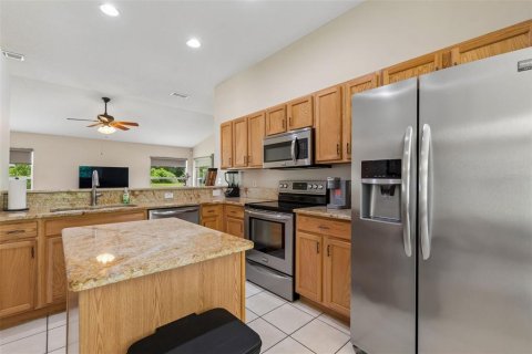 Villa ou maison à vendre à Land O' Lakes, Floride: 2 chambres, 136.94 m2 № 2227581 - photo 6