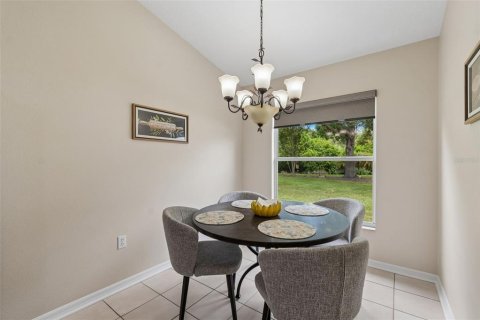 Villa ou maison à vendre à Land O' Lakes, Floride: 2 chambres, 136.94 m2 № 2227581 - photo 7