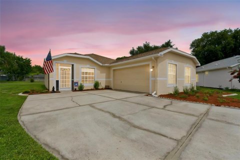 Villa ou maison à vendre à Land O' Lakes, Floride: 2 chambres, 136.94 m2 № 2227581 - photo 29