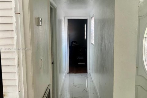 Купить виллу или дом в Майами, Флорида 3 спальни, 147.16м2, № 2155099 - фото 16