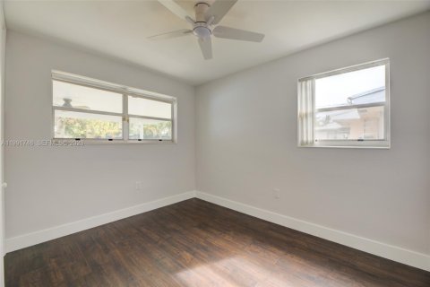 Casa en alquiler en Pembroke Pines, Florida, 3 dormitorios, 163.97 m2 № 2052401 - foto 26