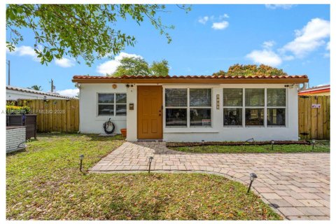 Купить виллу или дом в Норт-Майами-Бич, Флорида 3 спальни, 81.75м2, № 2050508 - фото 3