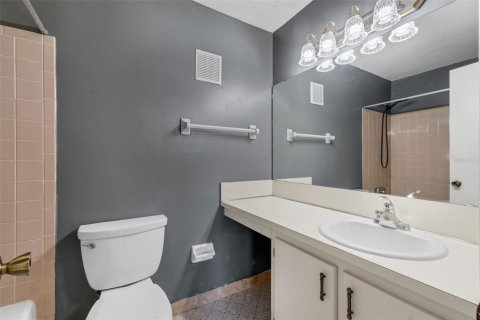 Condominio en venta en Orlando, Florida, 2 dormitorios, 88.44 m2 № 1801747 - foto 20