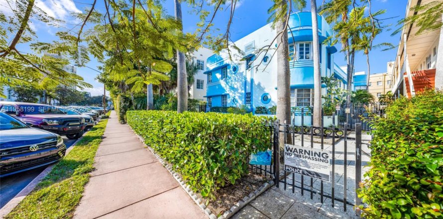 Студия в кондо в Майами-Бич, Флорида № 2017751