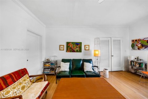 Купить кондоминиум в Майами-Бич, Флорида 45.52м2, № 2017751 - фото 6