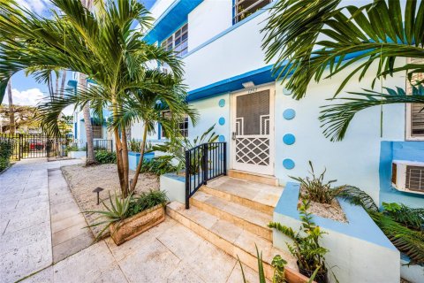 Купить кондоминиум в Майами-Бич, Флорида 45.52м2, № 2017751 - фото 4