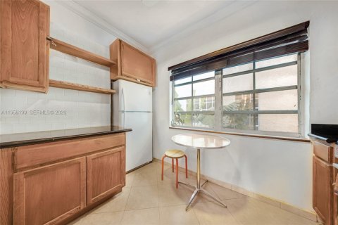 Купить кондоминиум в Майами-Бич, Флорида 45.52м2, № 2017751 - фото 15