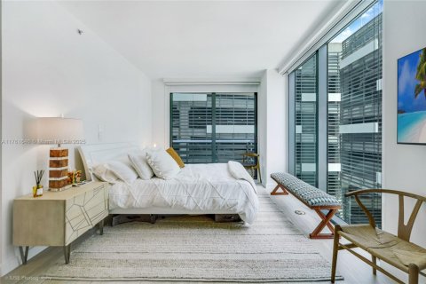 Condominio en venta en Miami, Florida, 2 dormitorios, 152.27 m2 № 1962274 - foto 12
