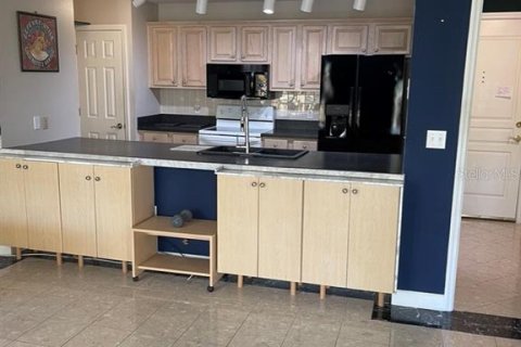 Copropriété à vendre à Sarasota, Floride: 1 chambre, 97.08 m2 № 1654133 - photo 13