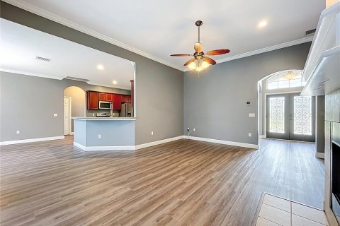 House in Grand Island, Florida 3 bedrooms, 189.33 sq.m. № 1900021 - photo 20