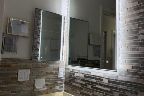 Villa ou maison à vendre à Port Charlotte, Floride: 2 chambres, 121.05 m2 № 2412542 - photo 21