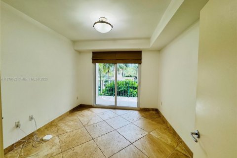 Condominio en alquiler en Aventura, Florida, 2 dormitorios, 116.78 m2 № 1927705 - foto 8