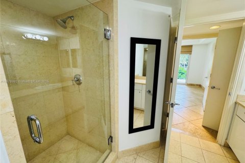 Copropriété à louer à Aventura, Floride: 2 chambres, 116.78 m2 № 1927705 - photo 15