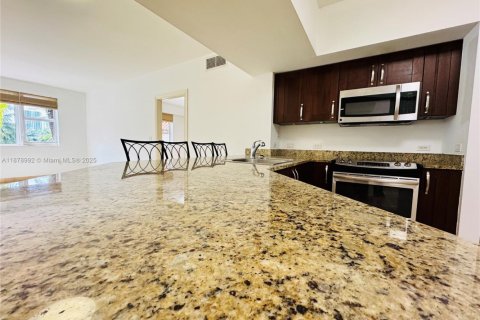 Copropriété à louer à Aventura, Floride: 2 chambres, 116.78 m2 № 1927705 - photo 6