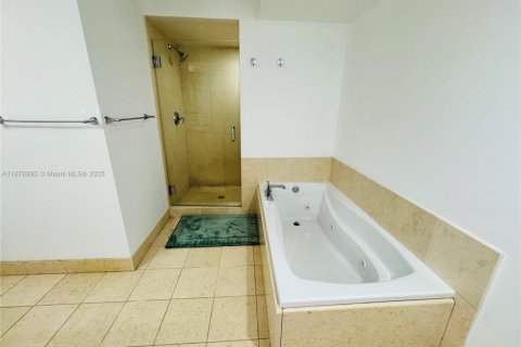 Condominio en alquiler en Aventura, Florida, 2 dormitorios, 116.78 m2 № 1927705 - foto 25