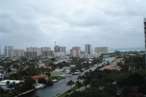 Condominio en venta en Aventura, Florida, 3 dormitorios, 169.08 m2 № 1881836 - foto 24