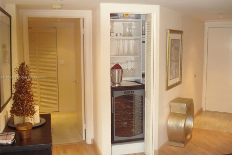 Condominio en venta en Aventura, Florida, 3 dormitorios, 169.08 m2 № 1881836 - foto 18