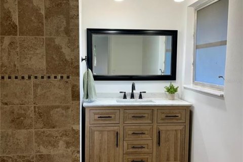 Villa ou maison à vendre à Sarasota, Floride: 3 chambres, 201.23 m2 № 1637659 - photo 22