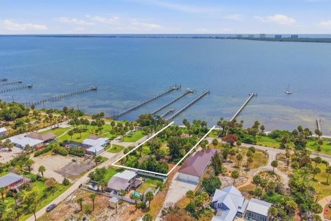 Купить виллу или дом в Дженсен-Бич, Флорида 3 комнаты, 227.61м2, № 2185257 - фото 13
