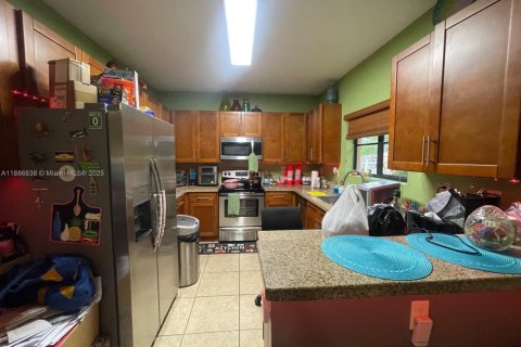 Villa ou maison à vendre à Homestead, Floride: 3 chambres, 146.14 m2 № 1933523 - photo 2