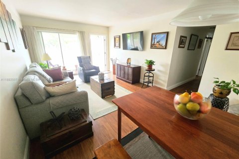 Condominio en venta en Dania Beach, Florida, 2 dormitorios, 80.82 m2 № 1924944 - foto 4