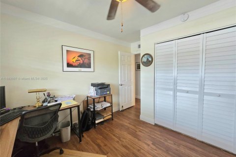 Condominio en venta en Dania Beach, Florida, 2 dormitorios, 80.82 m2 № 1924944 - foto 14