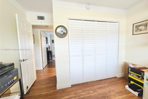 Condominio en venta en Dania Beach, Florida, 2 dormitorios, 80.82 m2 № 1924944 - foto 13