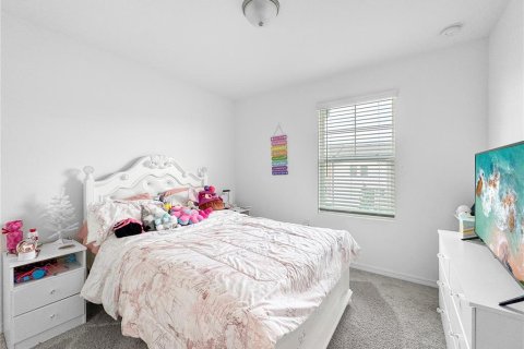Townhouse in Davenport, Florida 3 bedrooms, 137.5 sq.m. № 1532425 - photo 20