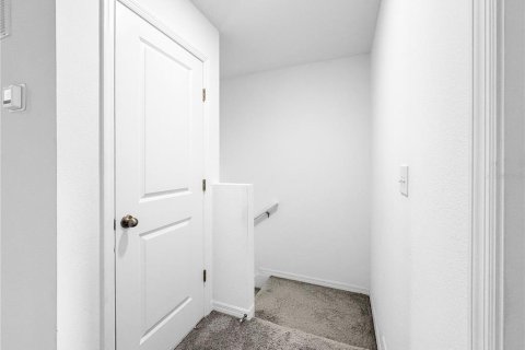Townhouse in Davenport, Florida 3 bedrooms, 137.5 sq.m. № 1532425 - photo 13