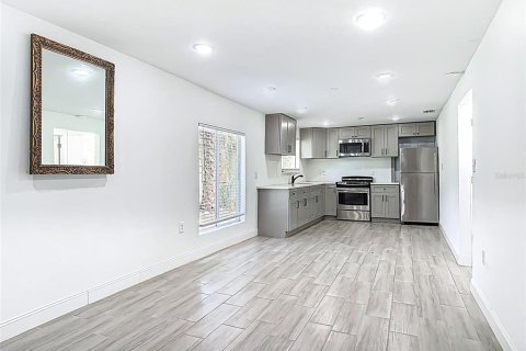 Duplex in Sanford, Florida 6 bedrooms, 177.81 sq.m. № 1735212 - photo 30