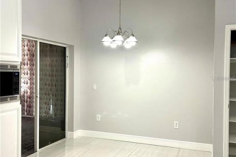 Villa ou maison à louer à Thonotosassa, Floride: 4 chambres, 232.35 m2 № 2353452 - photo 20