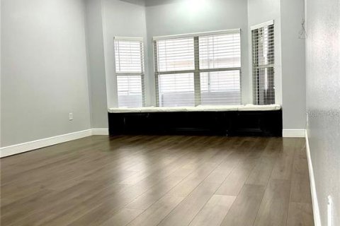 Villa ou maison à louer à Thonotosassa, Floride: 4 chambres, 232.35 m2 № 2353452 - photo 29