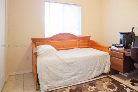 Купить виллу или дом в Хомстед, Флорида 4 спальни, 211.07м2, № 2025797 - фото 16