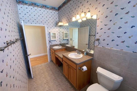 House in Hudson, Florida 4 bedrooms, 256.41 sq.m. № 2258509 - photo 26