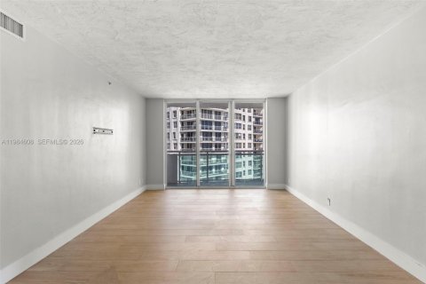 Condo in Hollywood, Florida, 2 bedrooms  № 2045741 - photo 4