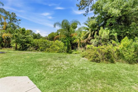 Condo in Bradenton, Florida, 2 bedrooms № 2166672 - photo 23