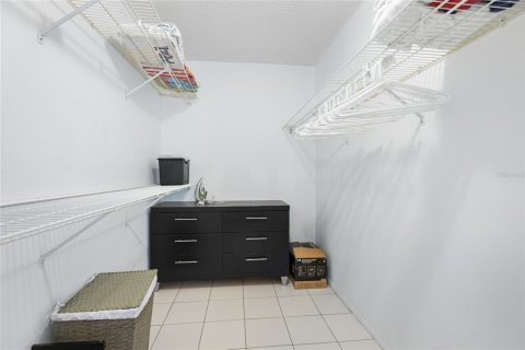 Condo in Bradenton, Florida, 2 bedrooms № 2166672 - photo 16
