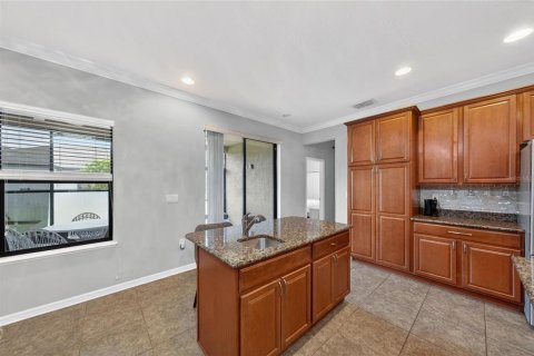 Villa ou maison à vendre à Port Charlotte, Floride: 4 chambres, 229.1 m2 № 2389360 - photo 11