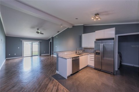Casa en alquiler en Port Orange, Florida, 3 dormitorios, 124.02 m2 № 1918991 - foto 4