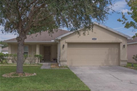 Casa en alquiler en Port Orange, Florida, 3 dormitorios, 124.02 m2 № 1918991 - foto 1