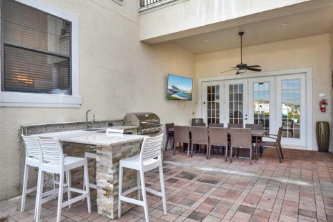 House in Four Corners, Florida 6 bedrooms, 424.93 sq.m. № 1581890 - photo 14