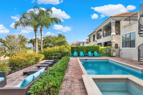 House in Four Corners, Florida 6 bedrooms, 424.93 sq.m. № 1581890 - photo 9
