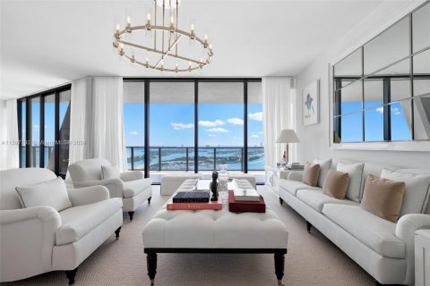 Condo in Miami, Florida, 4 bedrooms  № 1864703 - photo 3