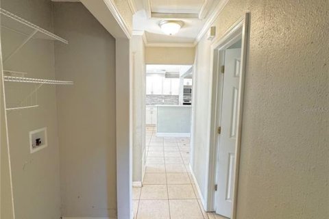 House in Tampa, Florida 3 bedrooms, 140.28 sq.m. № 1803318 - photo 9