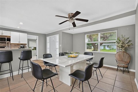 House in Tampa, Florida 3 bedrooms, 140.28 sq.m. № 1803318 - photo 22