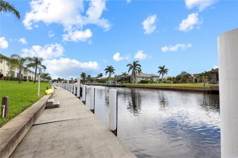 Copropriété à vendre à Punta Gorda, Floride: 3 chambres, 156.26 m2 № 2403092 - photo 6